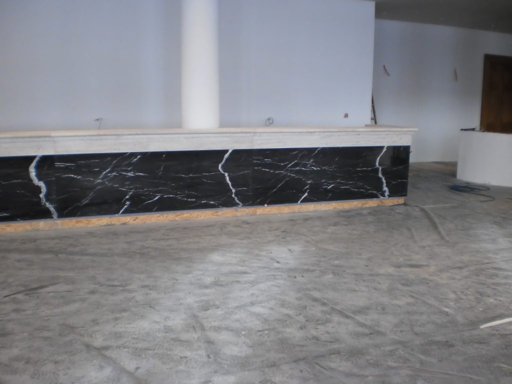 Travertino Romano Nero Marquina Karat Kamini