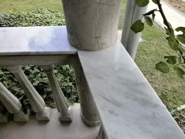 POKLOPNICE OGRADE MRAMOR Bianco Carrara