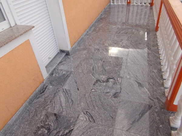 PODOVI GRANIT Viscont White