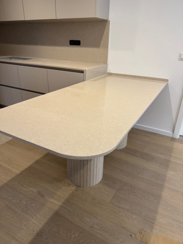 PLOČA STOLA QUARTZ KVARC Sabbia Beige