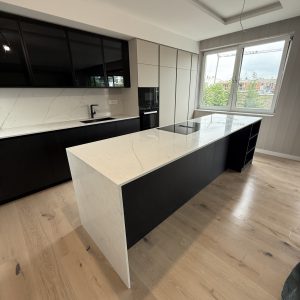 QUARTZ KVARC RADNE PLOČE I ZIDNA OBLOGA