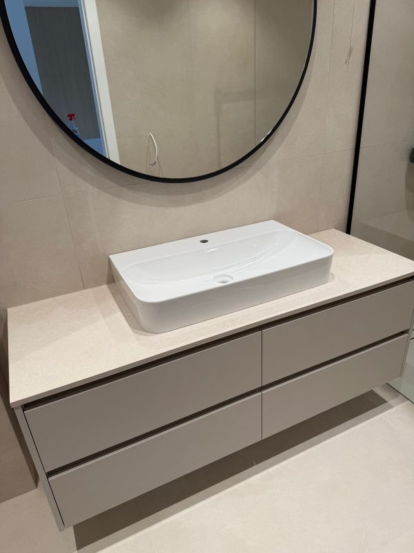 OBLOGA UMIVAONIKA KVARC QUARTZ Sand Beige