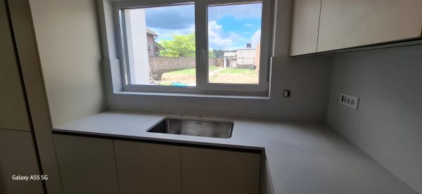 QUARTZ KVARC RADNE PLOČE I ZIDNA OBLOGA