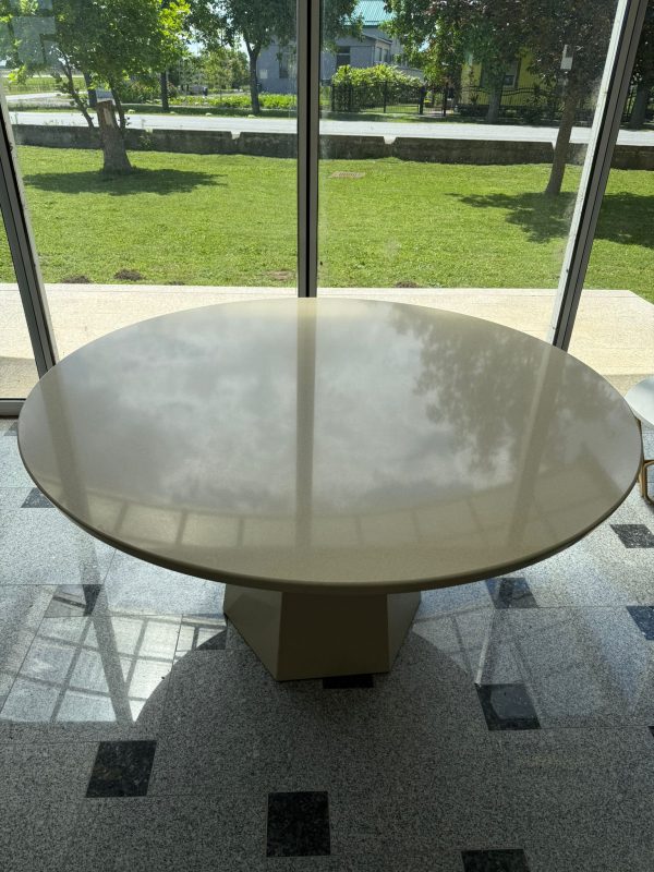 STOL KVARC QUARTZ