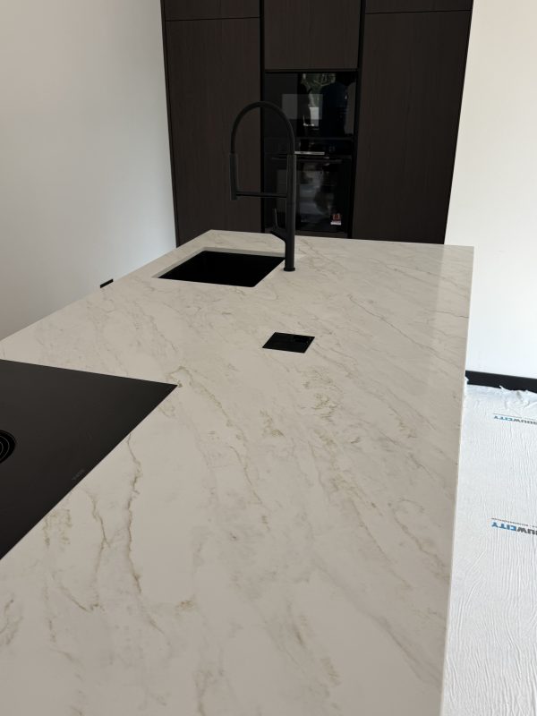 ŠANK QUARTZ KVARC Vena Oro