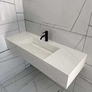 KOSI UMIVAONIK 140x50x20 QUARTZ KVARC Calacatta Oro Classic