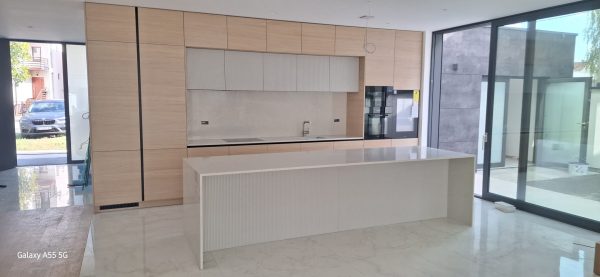 QUARTZ KVARC RADNE PLOČE I ZIDNA OBLOGA