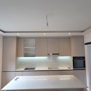 QUARTZ KVARC RADNE PLOČE I ZIDNA OBLOGA