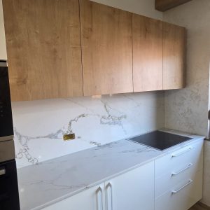 QUARTZ KVARC RADNE PLOČE I ZIDNA OBLOGA