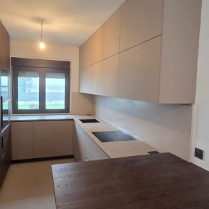 QUARTZ KVARC RADNE PLOČE I ZIDNA OBLOGA