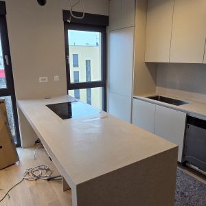 QUARTZ KVARC RADNE PLOČE I ZIDNA OBLOGA