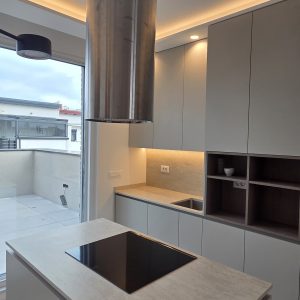 QUARTZ KVARC RADNE PLOČE I ZIDNA OBLOGA