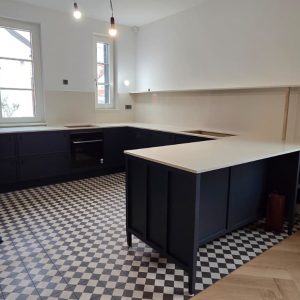 QUARTZ KVARC RADNE PLOČE I ZIDNA OBLOGA