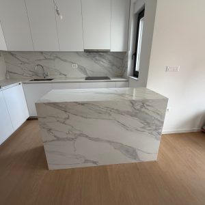 QUARTZ KVARC RADNE PLOČE I ZIDNA OBLOGA