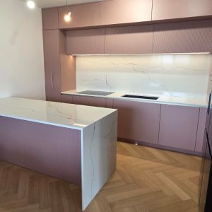 QUARTZ KVARC RADNE PLOČE I ZIDNA OBLOGA