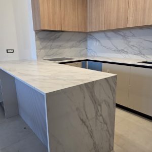 QUARTZ KVARC RADNE PLOČE I ZIDNA OBLOGA