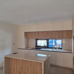 QUARTZ KVARC RADNE PLOČE I ZIDNA OBLOGA