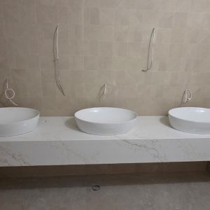 UMIVAONICI QUARTZ KVARC TORANO SAMIRRA BROWN
