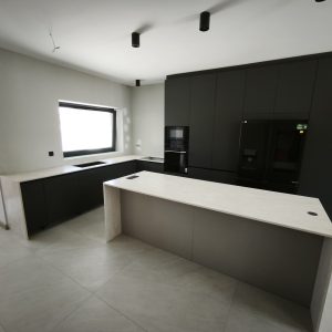 QUARTZ KVARC RADNE PLOČE I ZIDNA OBLOGA