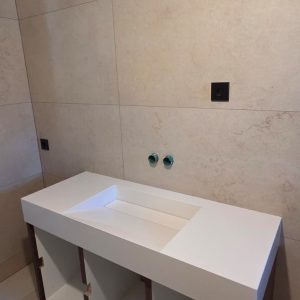 UMIVAONICI QUARTZ KVARC WHITE ULTRAS
